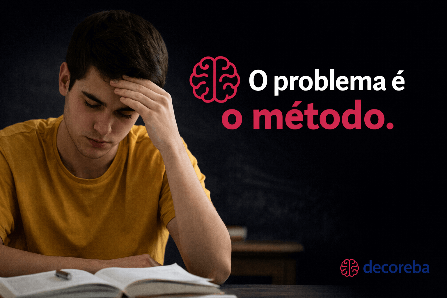 Estudante frustrado por esquecer o conteúdo ao estudar para o ENEM ou Concursos Públicos